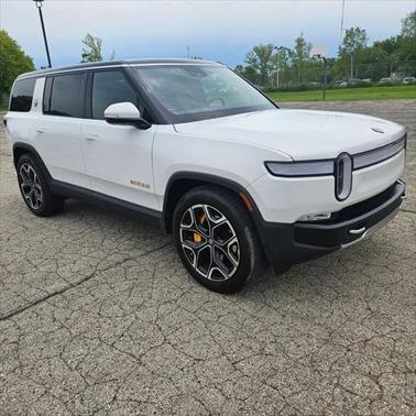 2023 Rivian R1S Adventure