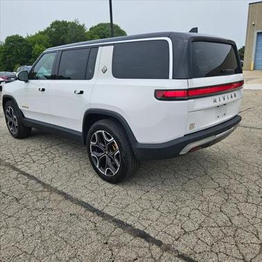 2023 Rivian R1S Adventure