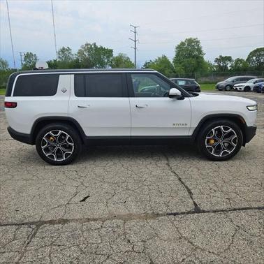 2023 Rivian R1S Adventure