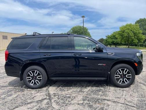 2024 GMC Yukon 4WD AT4