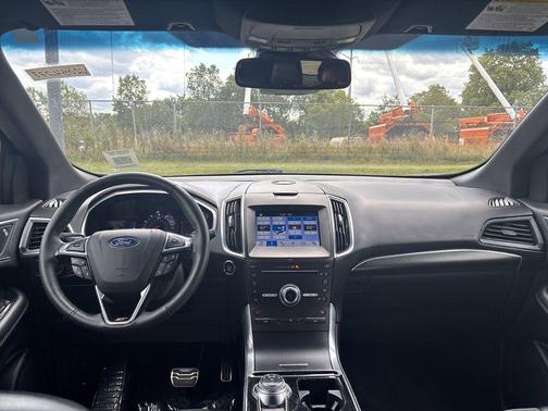 2019 Ford Edge ST
