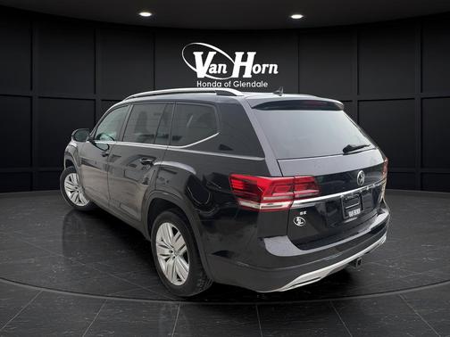 Deep Black Pearl Metallic 2019 Volkswagen Atlas 3.6L SE w/Technology