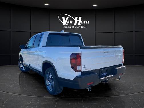 Platinum White Pearl 2026 Honda Ridgeline RTL
