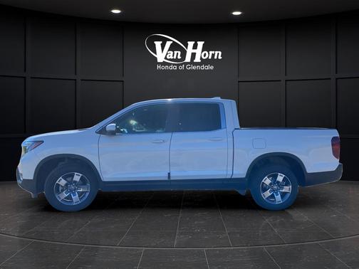 Platinum White Pearl 2026 Honda Ridgeline RTL
