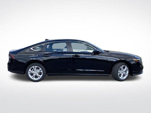 2025 Honda Accord LX 1.5T