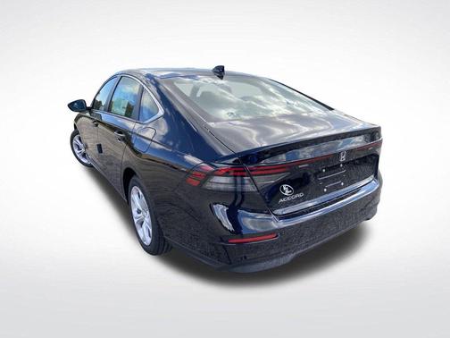 2025 Honda Accord LX 1.5T