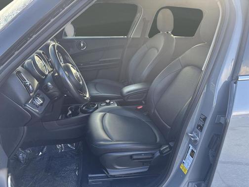 2020 MINI Countryman Cooper