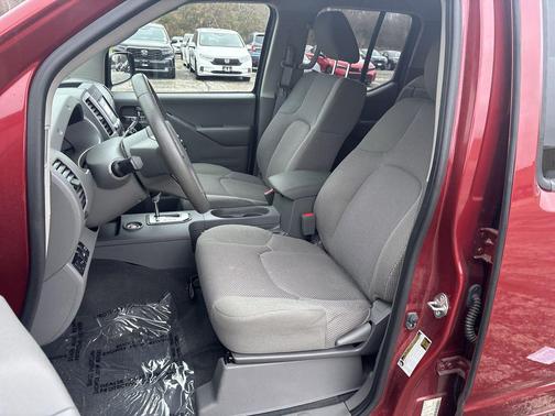 2020 Nissan Frontier SV