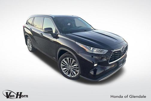 2020 Toyota Highlander Hybrid Platinum