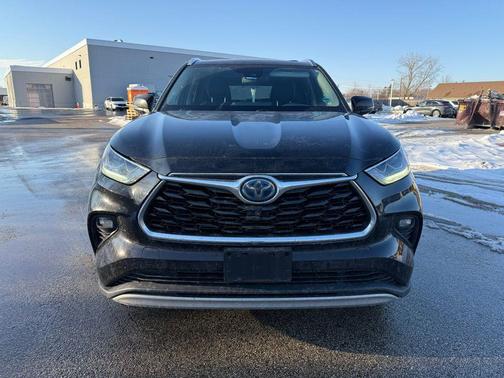 2020 Toyota Highlander Hybrid Platinum