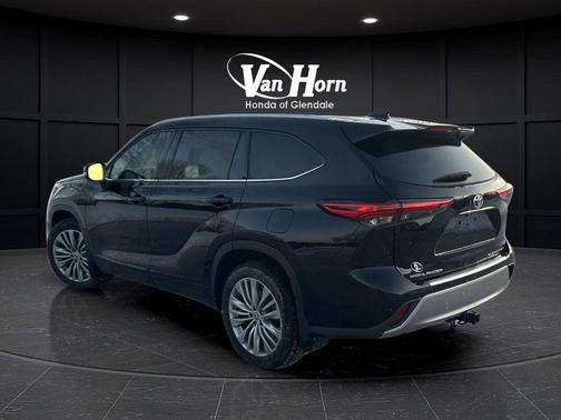 2020 Toyota Highlander Platinum