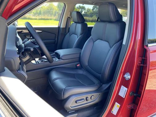 2025 Honda Pilot Touring 8-Passenger