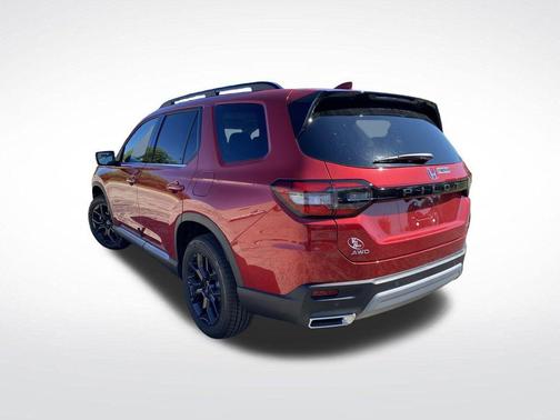 2025 Honda Pilot Touring 8-Passenger