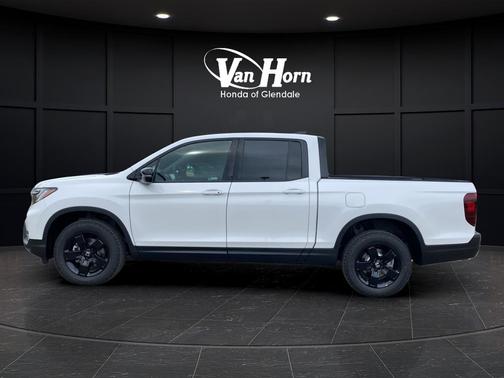 Platinum White Pearl 2026 Honda Ridgeline Black