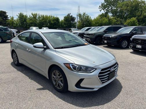 Symphony Silver 2018 Hyundai ELANTRA SEL