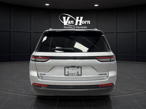 Silver Zynith 2024 Jeep Grand Cherokee Limited