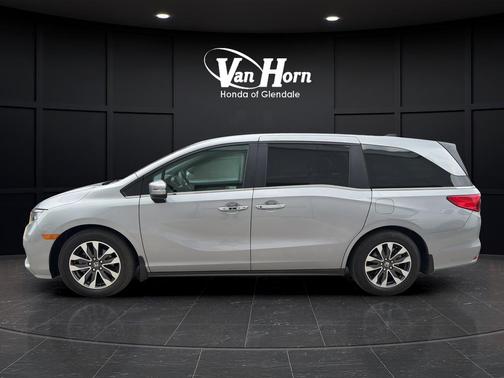 Silver 2022 Honda Odyssey EX-L