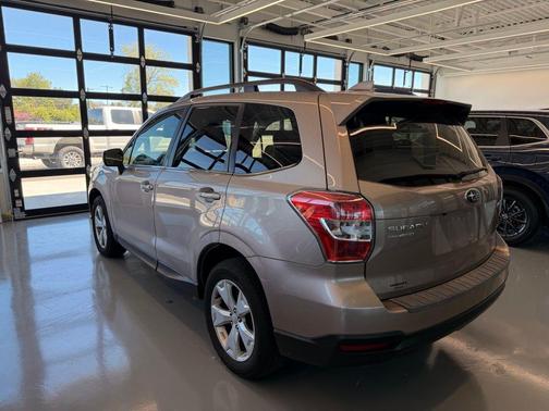 Burnished Bronze Metallic 2016 Subaru Forester 2.5i Limited