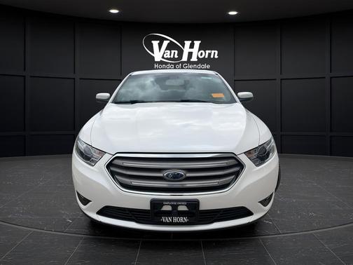 WHITE PLATINUM MET TRI-COAT 2018 Ford Taurus SEL