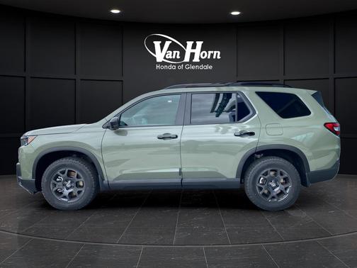 Green Metallic 2026 Honda Pilot TrailSport