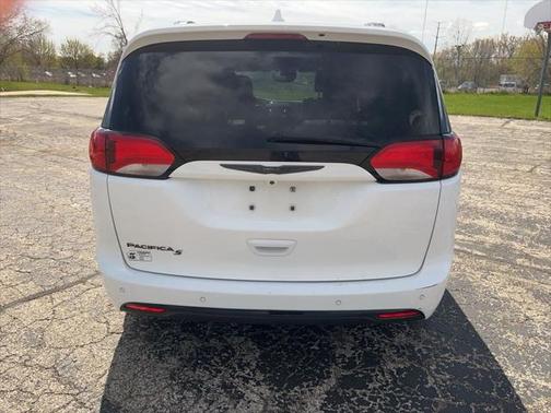 2019 Chrysler Pacifica Touring-L Plus