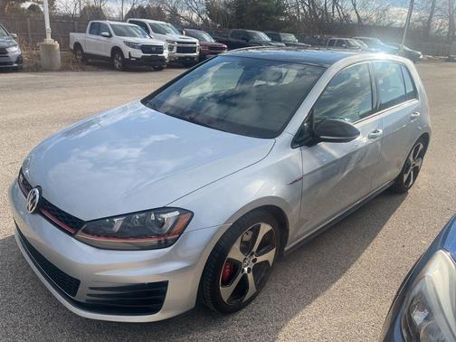 2017 Volkswagen Golf GTI 2.0T SE 4-Door