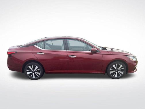 2021 Nissan Altima 2.5 SL