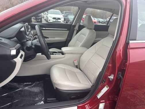 2021 Nissan Altima 2.5 SL