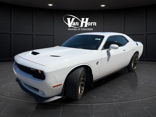Bright White Clearcoat 2016 Dodge Challenger SRT Hellcat