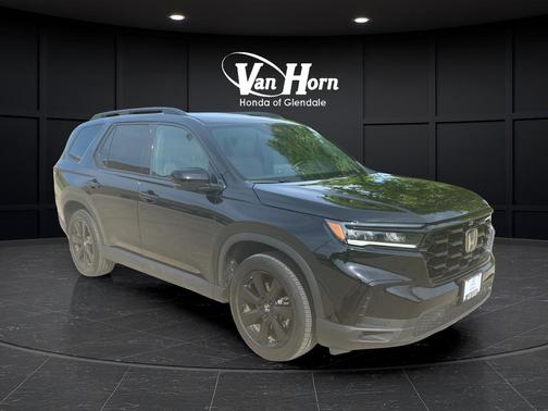 Crystal Black Pearl 2025 Honda Pilot Black Edition