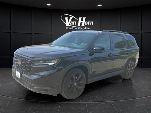 Crystal Black Pearl 2025 Honda Pilot Black Edition