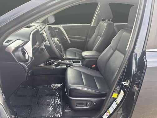 2017 Toyota RAV4 Hybrid Limited