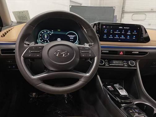 2023 Hyundai SONATA Hybrid Limited