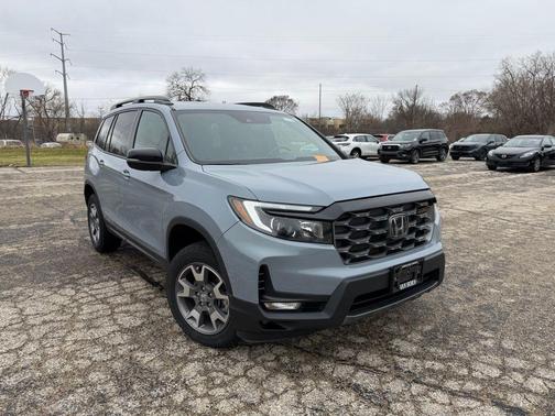 Sonic Gray Pearl 2023 Honda Passport AWD TrailSport