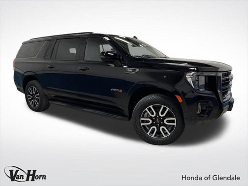 2024 GMC Yukon XL 4WD AT4