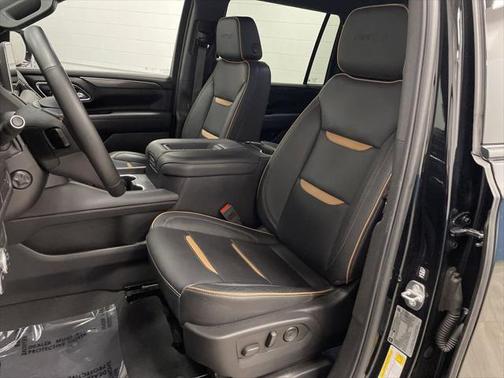 2024 GMC Yukon XL 4WD AT4