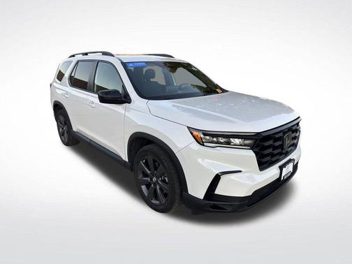 2023 Honda Pilot AWD Sport