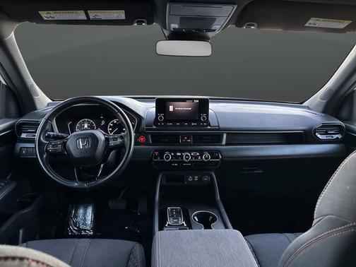 2023 Honda Pilot AWD Sport