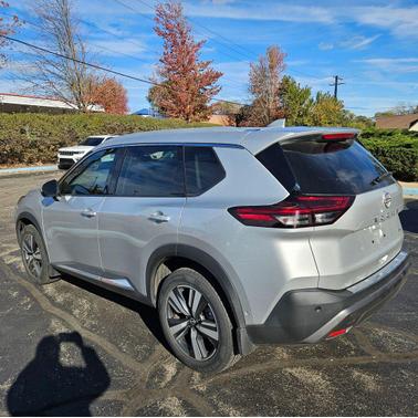 2022 Nissan Rogue SL