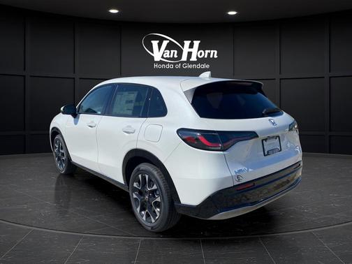 Platinum White Pearl 2027 Honda HR-V EX-L