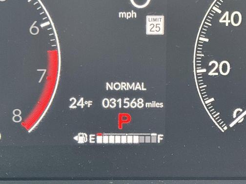 2025 Honda Pilot Touring 8-Passenger