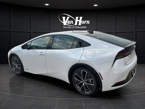 2024 Toyota Prius XLE