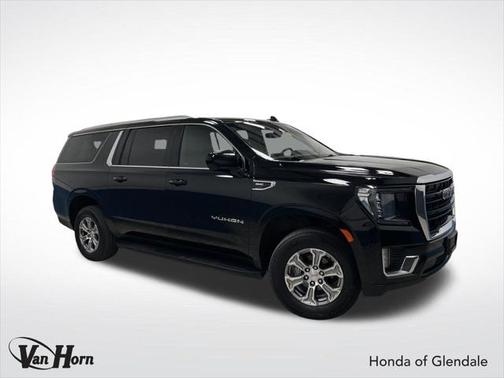 2024 GMC Yukon XL SLE