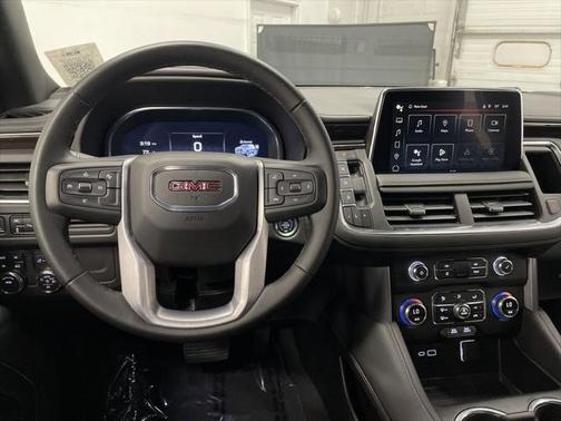 2024 GMC Yukon XL SLE