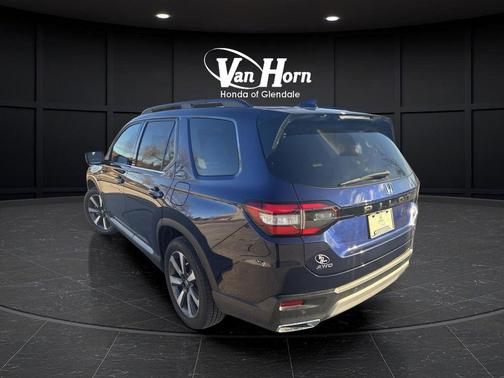 2025 Honda Pilot Touring 8-Passenger