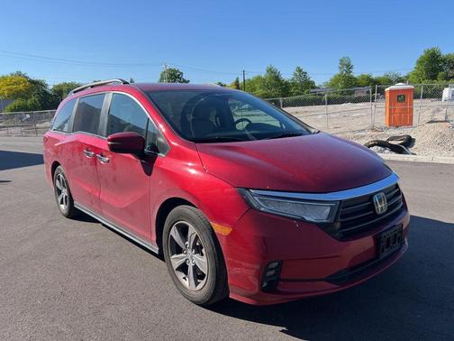 Radiant Red Metallic II 2024 Honda Odyssey EX