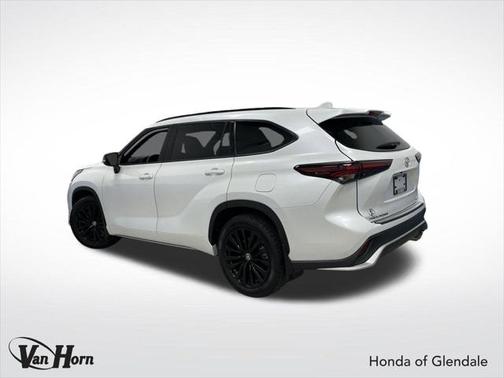 2024 Toyota Highlander XSE