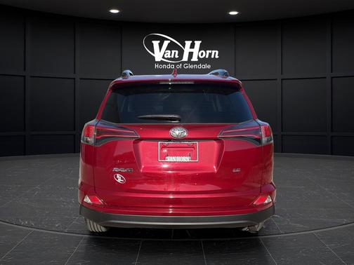 Ruby Flare Pearl 2018 Toyota RAV4 LE
