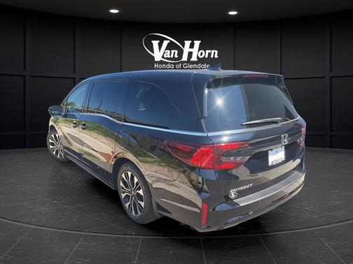 Crystal Black Pearl 2025 Honda Odyssey Elite