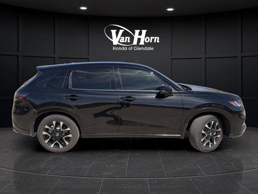 Crystal Black Pearl 2026 Honda HR-V EX-L